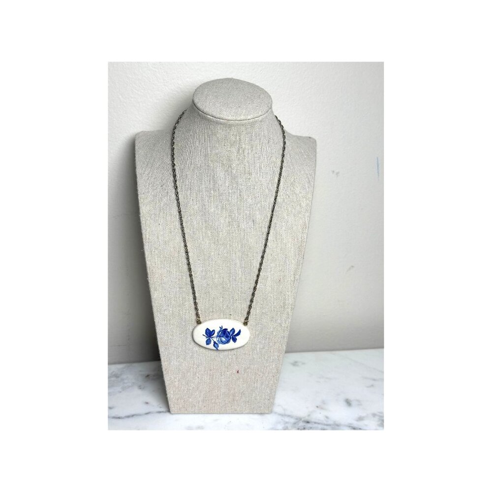 Vintage Blue Rose Ceramic Pendant Necklace With Chain Timeless Jewelry READ